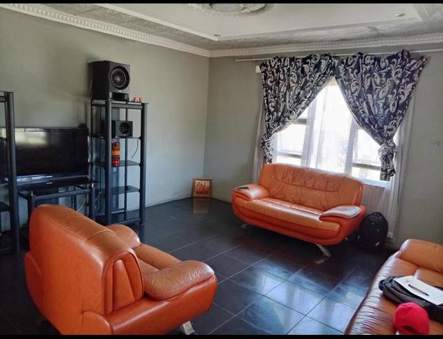 4 BEDROOM HOUSE FOR SALE IN WELBEDACHT